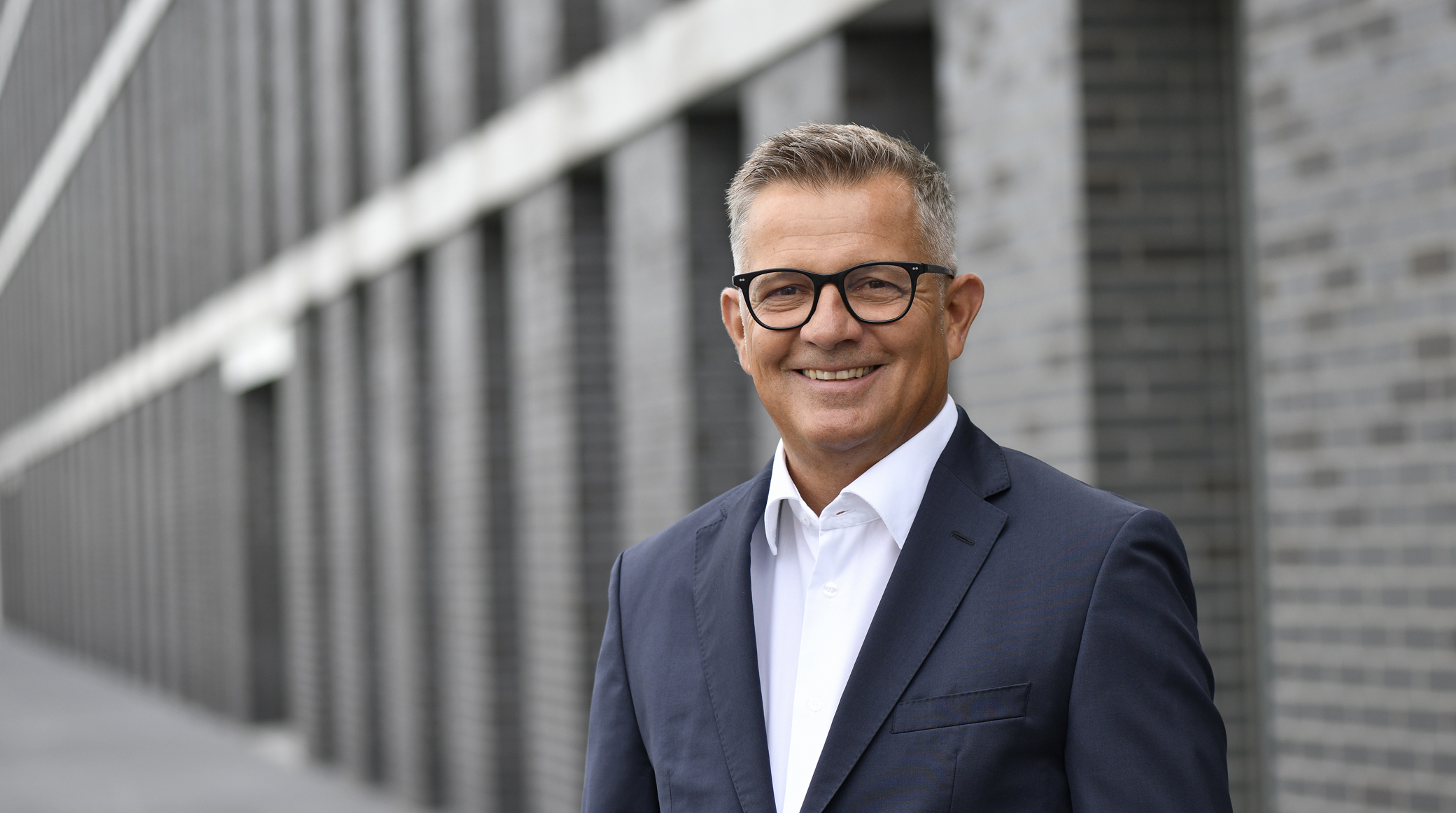 Michael Frank, Directeur de l'AES