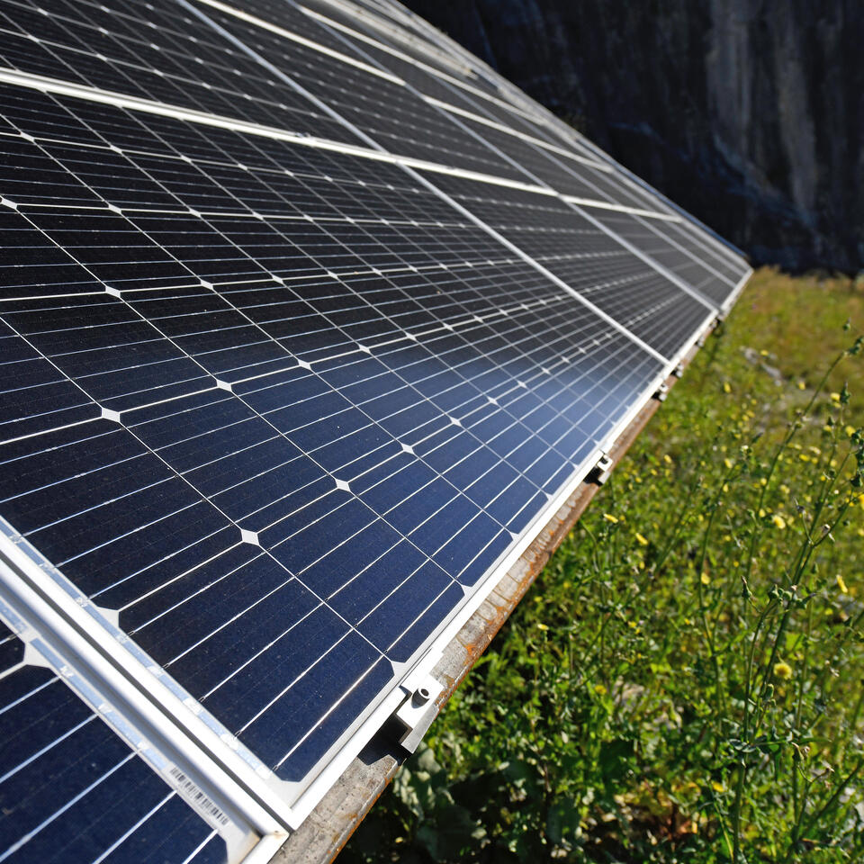 Felsberg, alpine PV, Solar